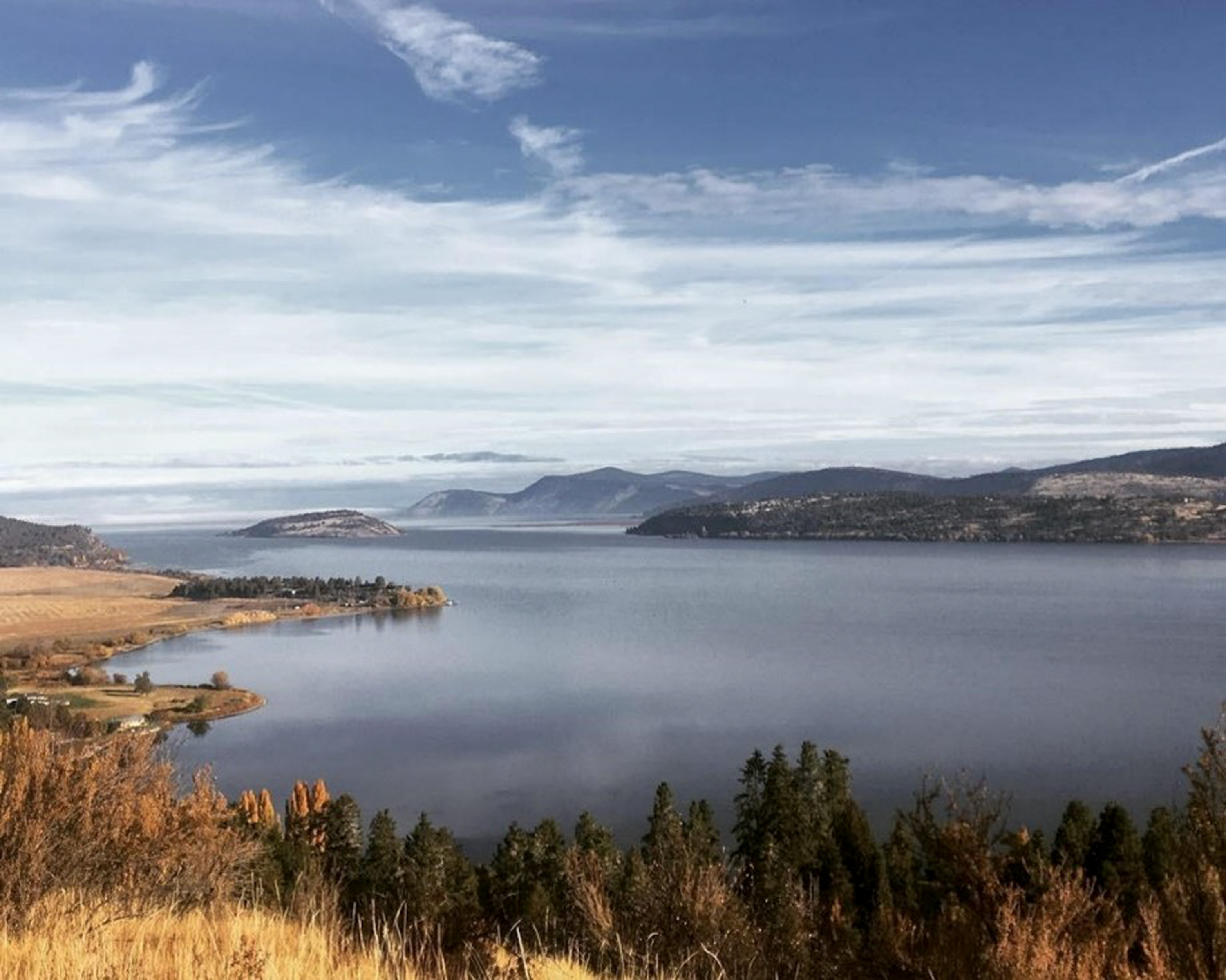 Aerial photo of Upper Klamath Lake